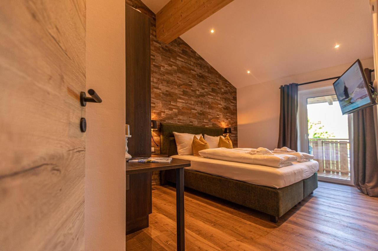 Tevini Boutique Suites By We Rent Цел ам Зее Екстериор снимка