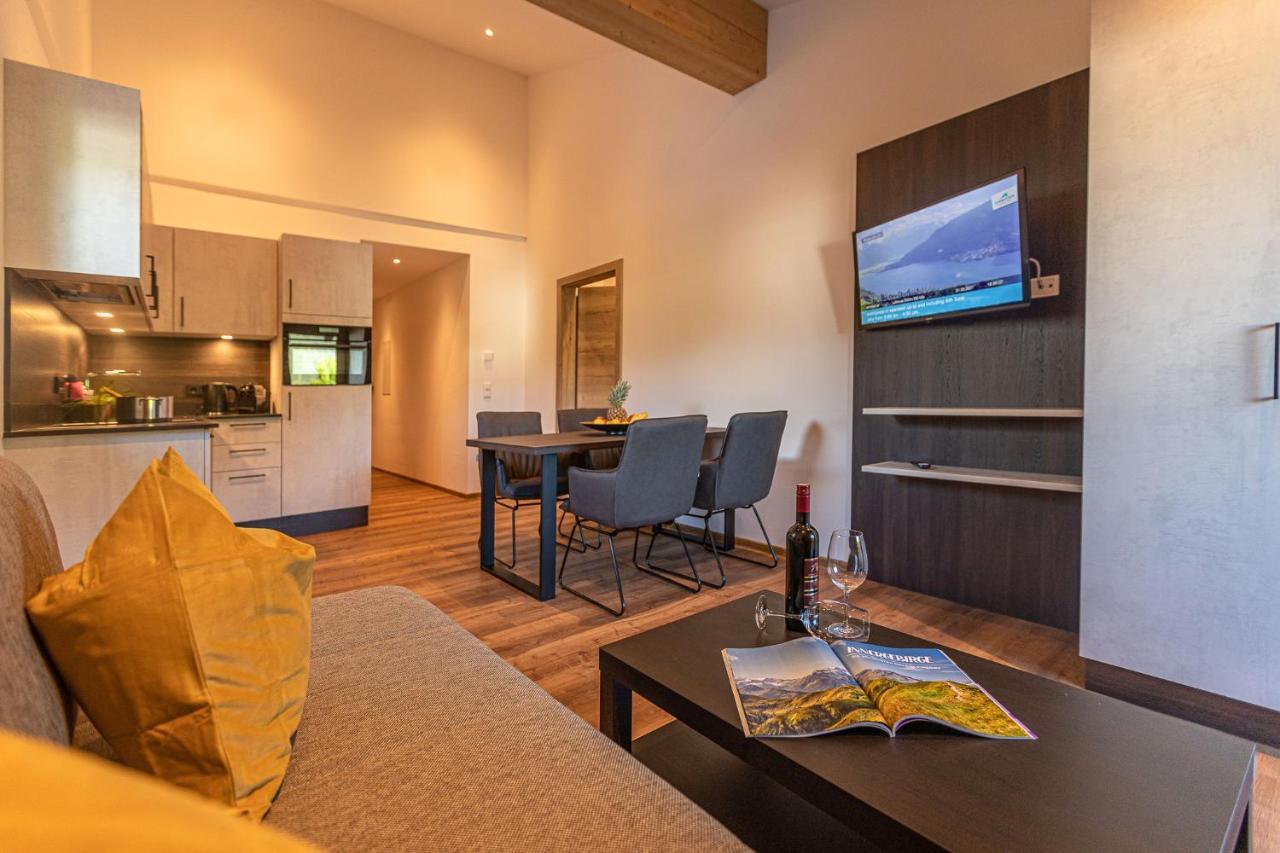 Tevini Boutique Suites By We Rent Цел ам Зее Екстериор снимка