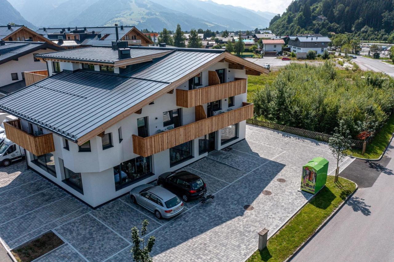 Tevini Boutique Suites By We Rent Цел ам Зее Екстериор снимка