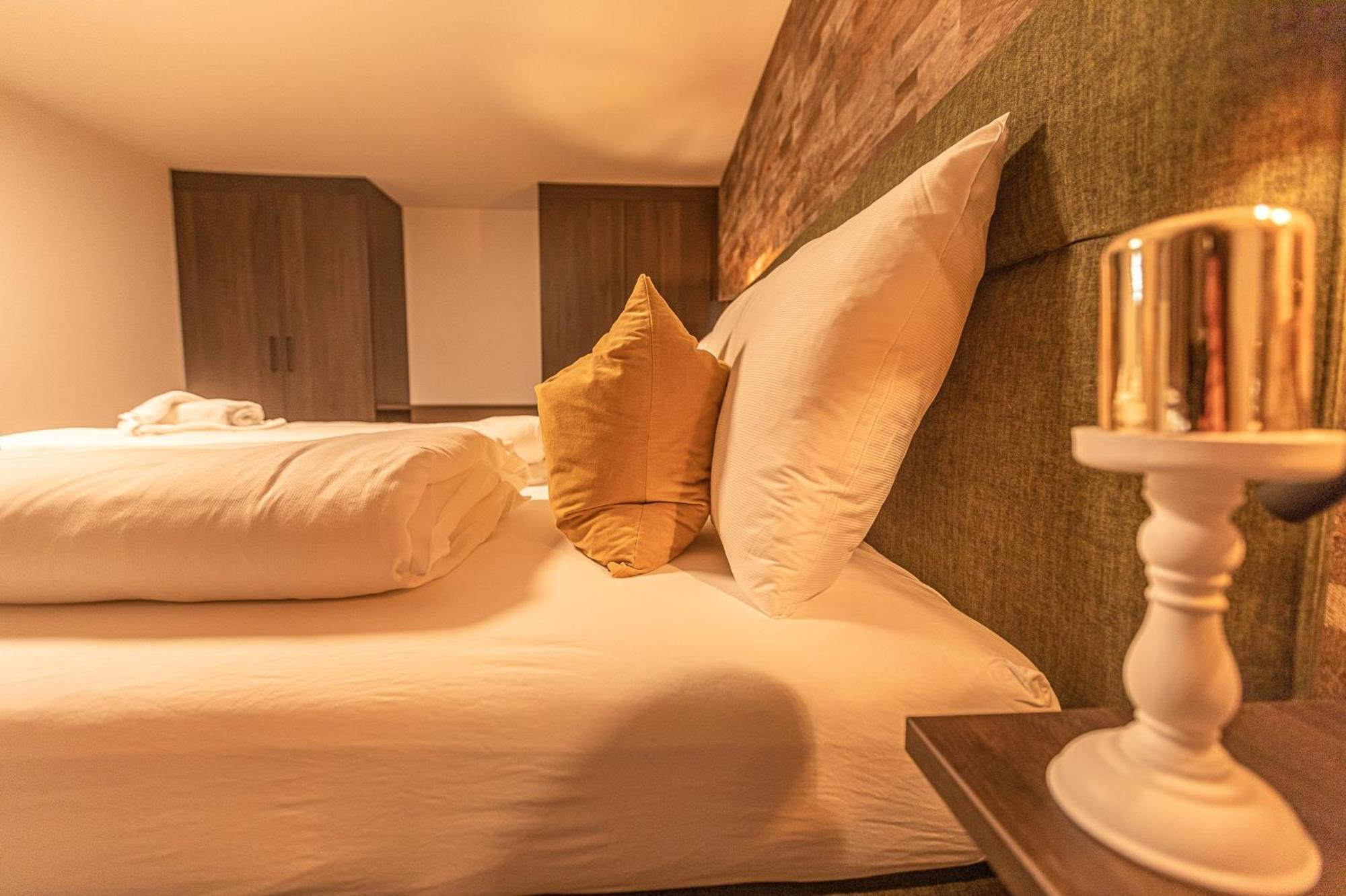 Tevini Boutique Suites By We Rent Цел ам Зее Стая снимка